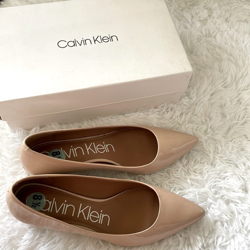 Calvin Klein 8.5